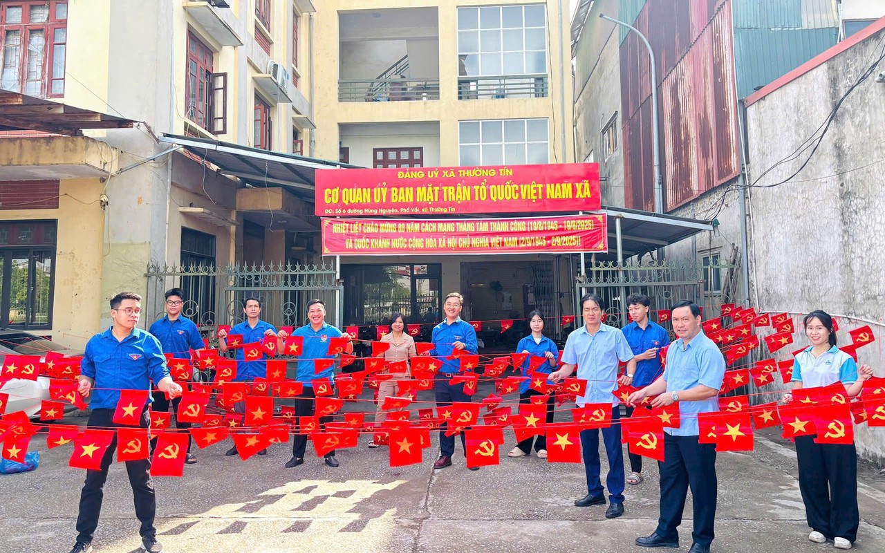 Xã Thường Tín gắn biển, khánh thành công trình “A80 - Mặt trận đoàn kết”