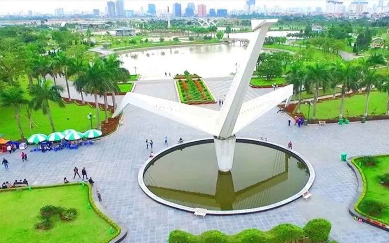 5 công viên Hà Nội rực sáng màn hình cỡ lớn phục vụ lễ diễu binh