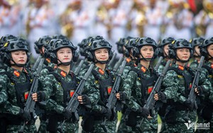 Đi xem tổng hợp luyện diễu binh tối 24/8 nhất định phải có bộ cẩm nang hướng dẫn chi tiết này