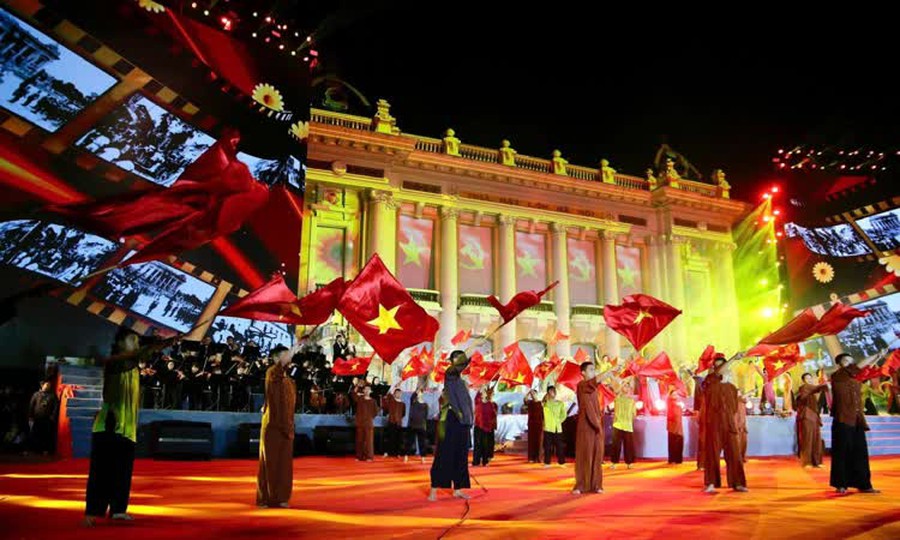 Vietnam National Day marked with special art performances and cultural events