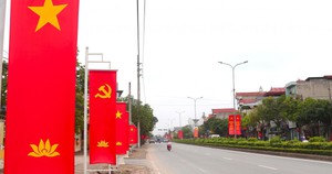 Hà Nội khẩn trương trang hoàng, chỉnh trang đô thị chào mừng Quốc khánh 2/9