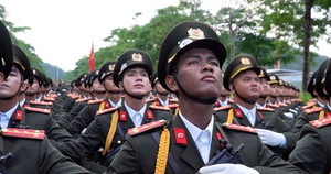 Gặp chàng trai đặc biệt trong đội hình diễu binh của lực lượng công an