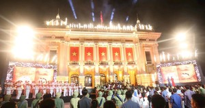 Chương trình nghệ thuật đặc biệt “Hà Nội - Từ mùa thu lịch sử năm 1945”: Bản hùng ca khơi dậy niềm tự hào và khát vọng phát triển Thủ đô