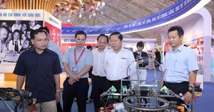 Không gian ấn tượng của triển lãm 80 năm thành tựu ngành Giáo dục