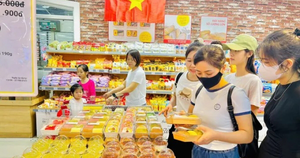 Siêu thị tăng thời gian mở cửa, nhiều khuyến mại mừng Quốc khánh 2/9