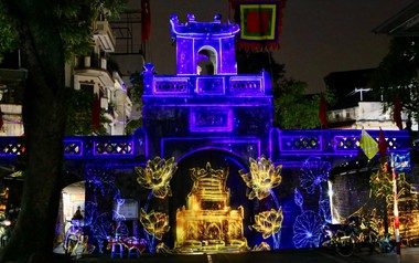 Lịch chi tiết chương trình nghệ thuật trình chiếu ánh sáng Mapping