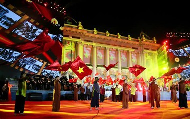 Vietnam National Day marked with special art performances and cultural events