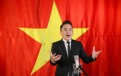 Ca sĩ Tùng Dương sẽ thể hiện "Tiến quân ca" cùng dàn đại hợp xướng