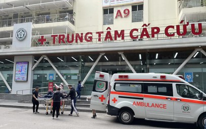 Đang xem diễu binh gặp vấn đề sức khỏe phải làm gì, cách tìm 88 tổ y tế và mẹo sơ cứu nhanh