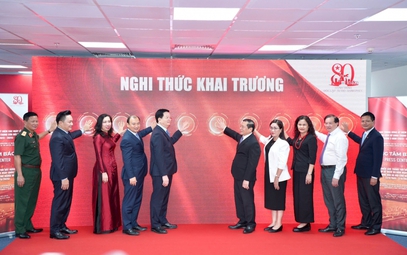 Khai trương Trung tâm Báo chí triển lãm thành tựu đất nước
