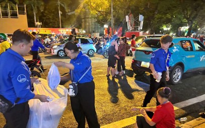 Nêu cao nét thanh lịch, văn minh trong đại lễ của dân tộc