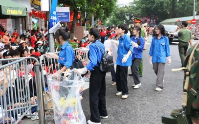 Những hành động đẹp sau lễ Tổng hợp luyện A80
