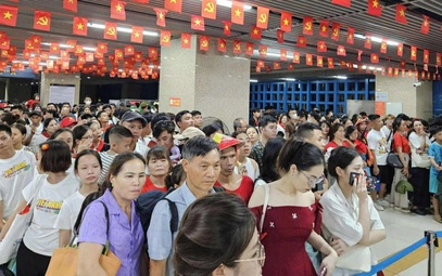 Hà Nội điều chỉnh nhiều tuyến buýt và tàu điện, trông xe miễn phí dịp A80