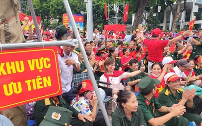 Phường Ba Đình: Bố trí ghế ngồi, chỗ nghỉ đêm cho người dân xem diễu binh, diễu hành